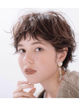 ベル 銀座5丁目店(Belle) 小顔でおしゃれなワンランク上の大人ショート【Belle銀座5丁目】