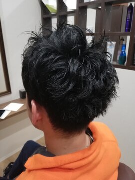 アローナ(Arona) トップポイントパーマショート