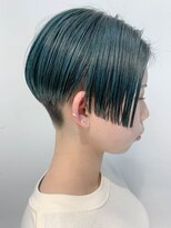 テトヘアー(teto hair)&nbsp;ハンサムショート、前下がり、ターコイズ、オリーブ