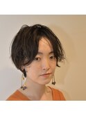 センターパートボブ×柔らかパーマ