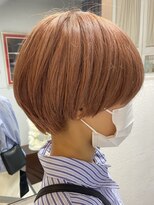 インビテーション(invitation) マッシュショート・ブリーチ・イルミナカラー・ピンクベージュ