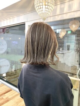 タオ 河原町(Tao) 外はねボブとハイライト