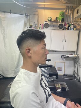メリケンバーバーショップ フクオカ(MERICAN BARBERSHOP FUK) 上質バーバースタイルフェード