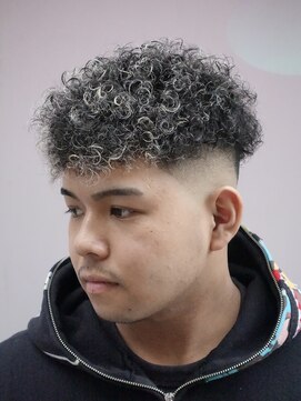 ダムディートウキョウヘアーラウンジ 上野店(DAMDEE TOKYO hair lounge) ホワイトメッシュ×ハードパーマ