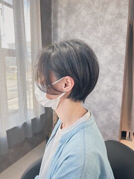 プロム(plom) 【佐藤担当】耳掛けショートスタイル