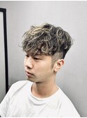 ダークアッシュ/スペインカール/ベリーショート<理容室>[新宿]