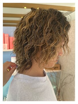 シーバイリリア(siie by LILIA) サーフパーマ