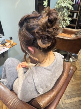 ソウリード(sou Lead) お団子アップヘア