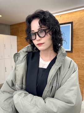 トゥコ(tuco) 大人　可愛い　ボブ　ウルフ　ウェーブ　ウェットスタイリング