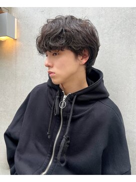 ヌーヴ(Nu:v) 毛流れパーマとアッシュブラウン