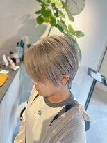 ギネス(Giness)&nbsp;ホワイトベージュメルティカラーフェミニンロング似合わせカ