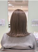 ハイライトカラー　/  ヘーゼルベージュ