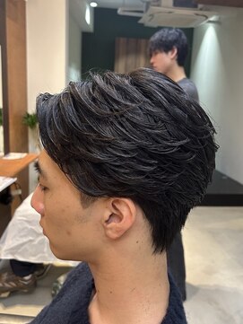 アトラクト バイ ラック 津田沼(Attract by LUCK) フェザーショート/津田沼/メンズパーマ/ハイトーン/ブリーチ