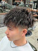 フォーコーナーズカットショップスリーセント 栄(FourCornersCutShop 3/cent)&nbsp;【ツイストパーマ×ホワイトメッシュ】