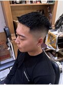 クルーカット　バズカット　フェザーアップ