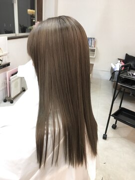 ヘアーリゼル(Hair Rizel) シルバーグレージュ