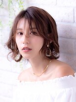 エルデ ナインズ ヘアー スタンド 川口店(elde 9's HAIR STAND)&nbsp;インナーグレージュorピンクベージュの長めバングのマチルダボブ