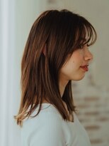 チェス(CHESS)&nbsp;切りっぱなしナチュラルセミロング