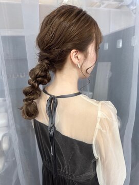 エキップクーラージュグラン 大人ガーリー編みおろしお呼ばれヘア