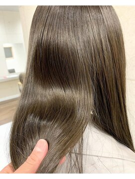 ロイ(ROY) オリーブグレー