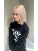 アルーシェ 新宿店(Alushe)&nbsp;ホワイト×ピンク デザインカラー