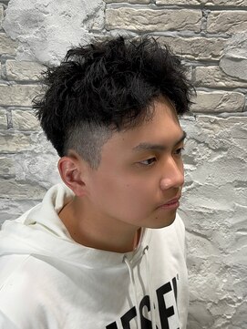 ラ ミューズ ヘアー(La mju：z hair) 爽やかな男らしさ！！ツイスパベリーショート(a)