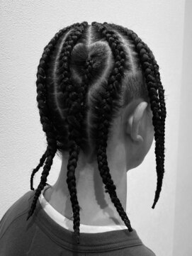 ルポ バイ モイ(Repos by MOI) エクステ/ハート型コーンロウ