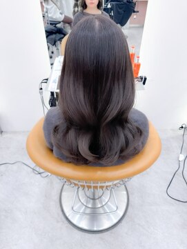 ロンド ブランシュ 錦糸町北口(Lond blanche) メルティカラーフェミニンロング似合わせカットハイトーン韓国