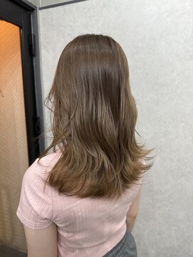 エイム(AiM) ミルクティーベージュ