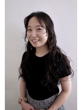 ハロウ ロングパーマ