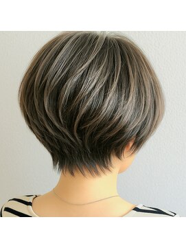 エイト チャタン 沖縄北谷店(EIGHT chatan) ハンサムショートと髪質改善でセットを簡単に！(EIGHT北谷 荒井)