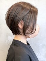 エリマ 武蔵小杉(elima)&nbsp;武蔵小杉大人ショートボブ透明感白髪ぼかしカラー小顔ボブ30代