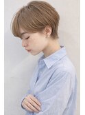 ショートヘア　マッシュショート　前髪長めショート　丸み　青山