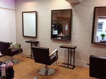 リストヘアー(Liyst hair)の雰囲気（白髪や癖など悩みを解消して自宅でのお手入れ簡単スタイルに☆）