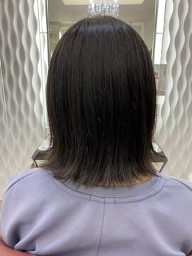 クオリス 赤塚店(QUALIS) 10代20代30代/切りっぱなし風ボブ/ボブ/ワンレン