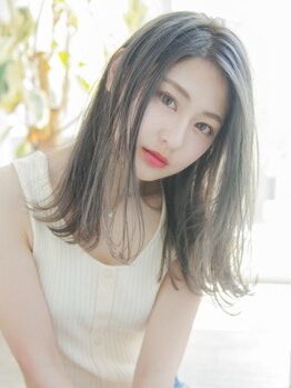 サクラビ(sakurabi)の写真/透明感抜群の髪質改善カラーでダメージ補修をしながら艶々&サラサラで肌の色まで明るく映えるスタイルへ♪