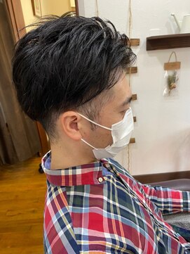 美容室 メザミー MESAMIES 大人短髪黒髪アップバング刈り上げツーブロック30代40代50代