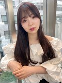 ロング_オリーブベージュレイヤーカットウェットヘア