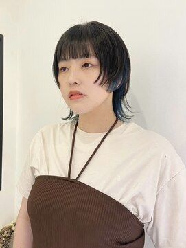 ラ ブランシュ 大宮(La Blanche) ウルフ/ウルフカット/インナーカラー/インナーブルー