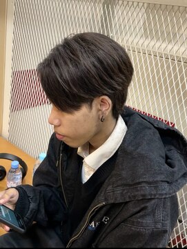 フリーラ 表参道(freera) センターパートショートウルフ