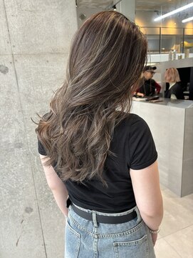 カケル(×.) 大人ハイライト/派手すぎないコントラスト