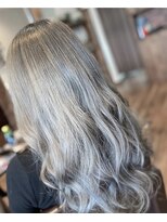 ジャヴァル(JAVAL)&nbsp;全頭ブリーチ＋オンカラー＋カット＋トリートメント