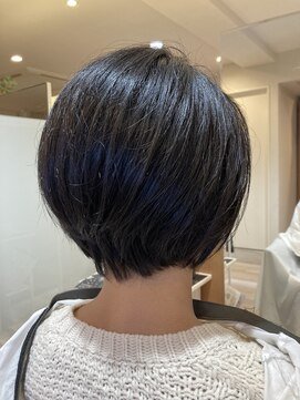 エル バイ ファースト(L by first) 【L by first】ばっさりショートボブ