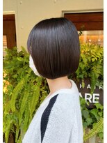 スクエアウーノ 博多(SQUARE＊UNO HAKATA)&nbsp;360度どこから見ても美しい、艶感ミニボブ