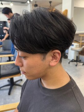 フゥ 宇都宮(FeU) 栃木メンズ波巻きスパイラルパーマシャドウパーマツイストパーマ