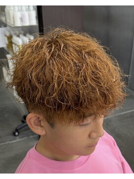 バース バイ ハピネス(BIRTH by happiness) ツイストスパイラルパーマ