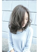 ヘアーラウンジ アンフィ 井土ヶ谷(Hair Lounge Anphi) 【Anphi】外国人風3Dバレイヤージュカラー　スモーキーアッシュ