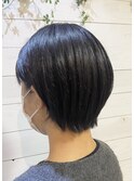 耳掛けショートボブ