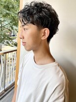 【morio原宿】刈り上げ　ショート　ウェーブ