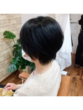 タリナ(Tarina) 襟足スッキリショートボブ♪【改善改善 武蔵浦和】